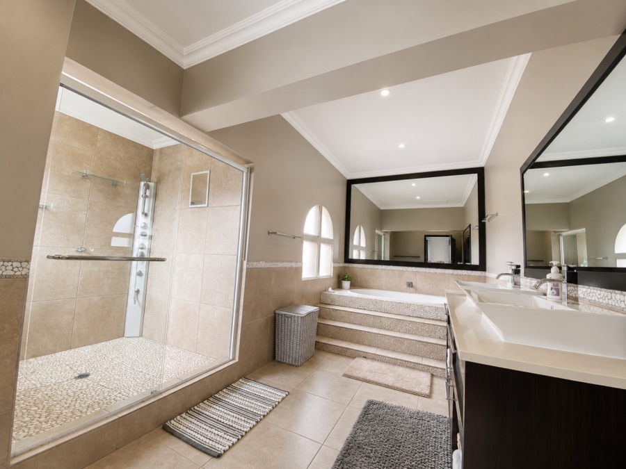 4 Bedroom Property for Sale in Baddriftbrug Free State